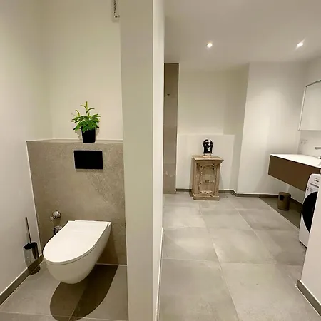 Charmantes Altbau-apartment In Der Altstadt *